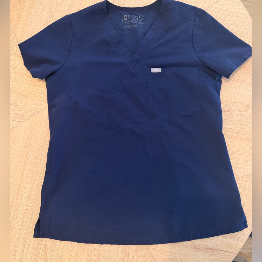FIGS Navy V-Neck Scrub Top with Chest Pocket